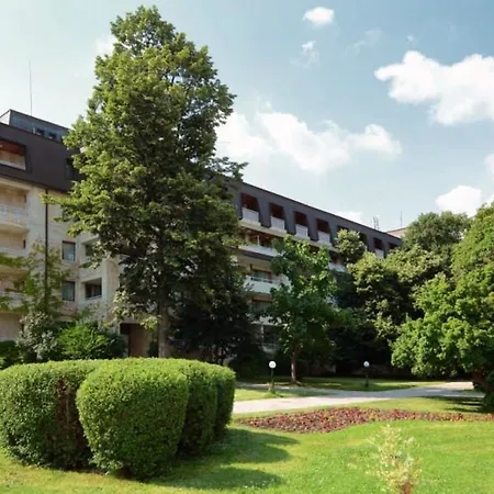 Lotos - Riviera Hotel