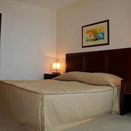 Lotos - Riviera 4* Golden Sands